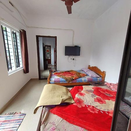 Greenpepperhomestay Munnar Anaviratty Esterno foto