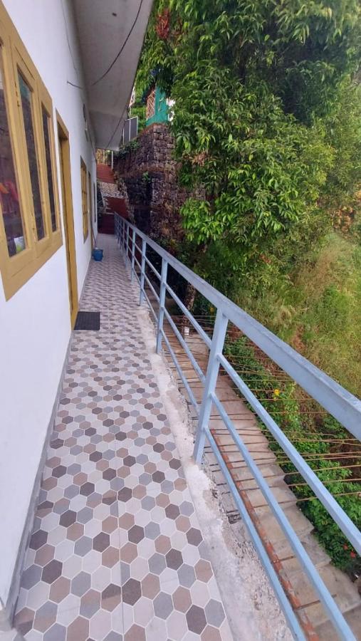 Greenpepperhomestay Munnar Anaviratty Esterno foto