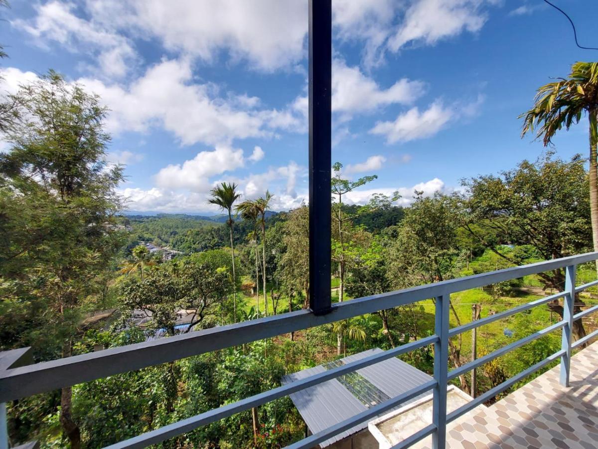 Greenpepperhomestay Munnar Anaviratty Esterno foto