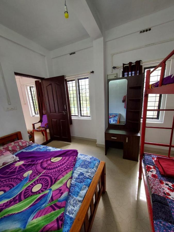 Greenpepperhomestay Munnar Anaviratty Esterno foto