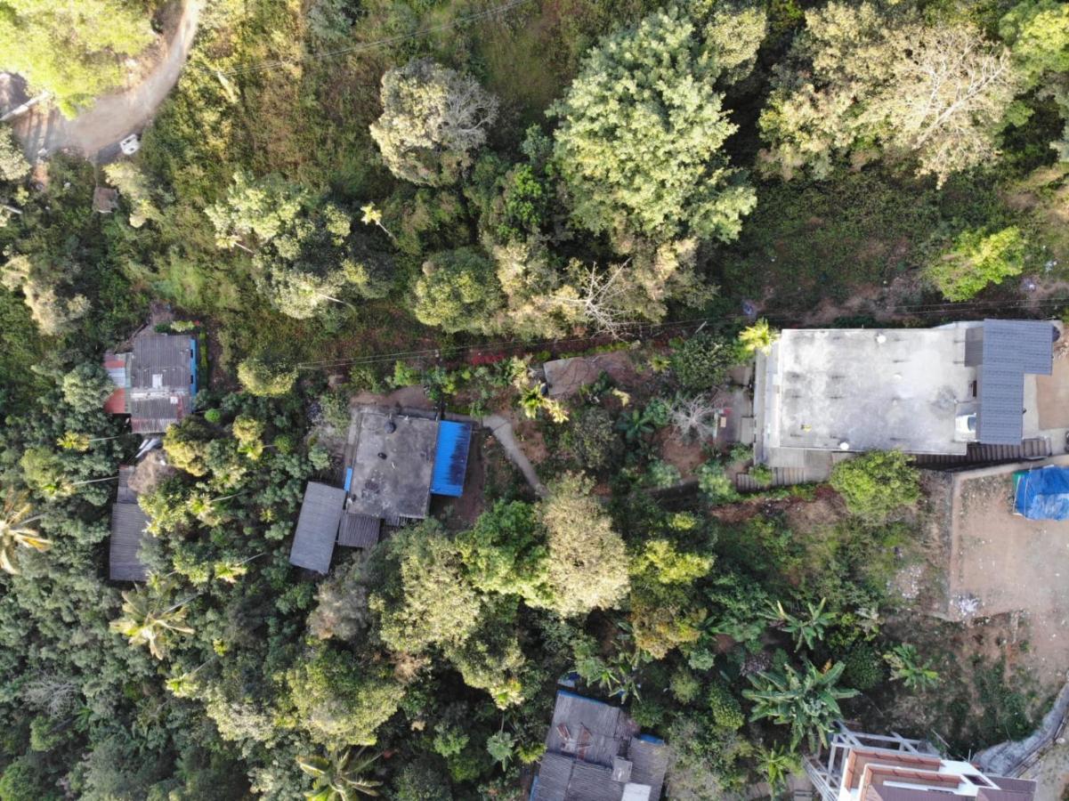 Greenpepperhomestay Munnar Anaviratty Esterno foto