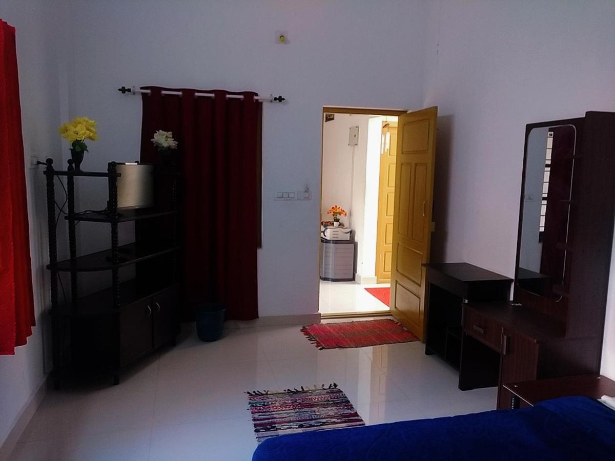 Greenpepperhomestay Munnar Anaviratty Esterno foto